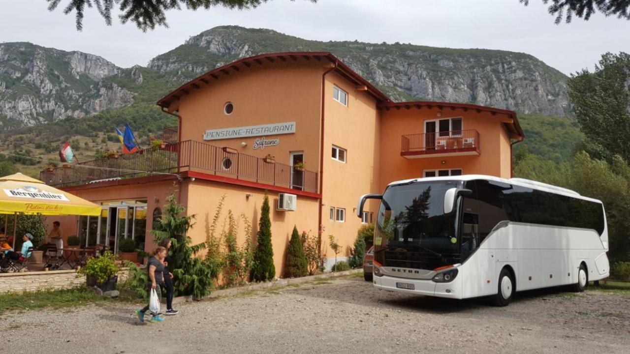 Pensiune Safrane Băile Herculane Exterior foto